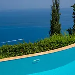 Boutique Andronice * Tsoukaládhes