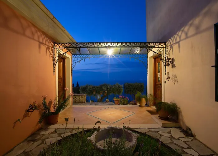 Vila Boutique Andronice *