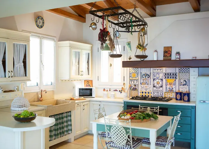 Boutique Andronice Vila Tsoukaládhes