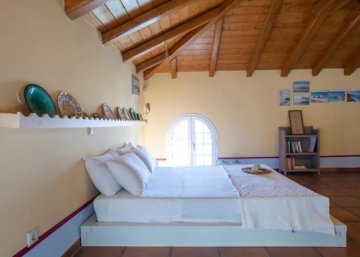 Boutique Andronice Vila Tsoukaládhes