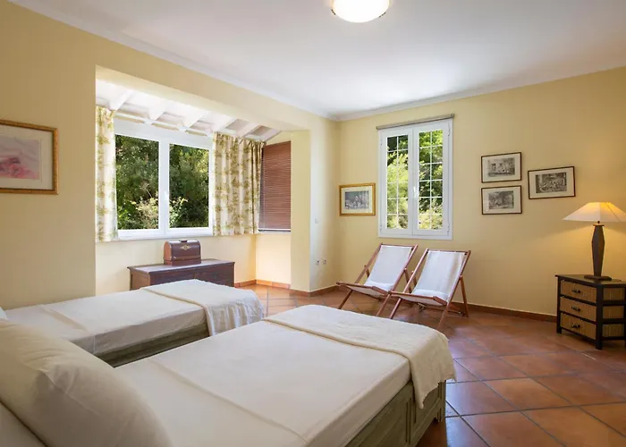 Vila Boutique Andronice *