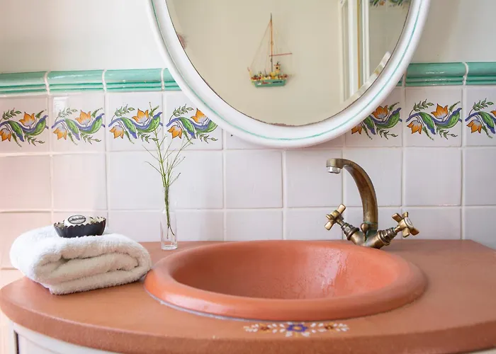 Boutique Andronice * Tsoukaládhes