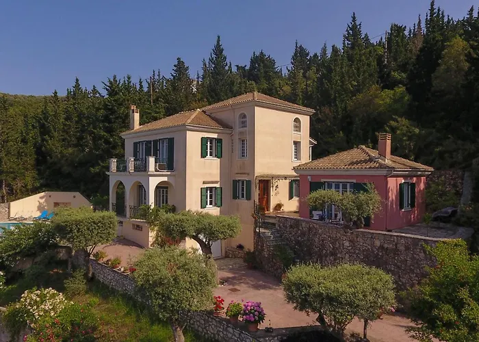 Boutique Andronice Vila Tsoukaládhes