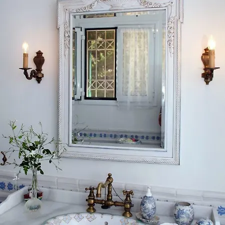 Villa Boutique Andronice Tsoukaládhes